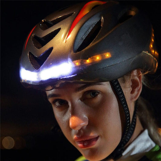 Casco Intelligente da bici con luci a Led e Bluetooth